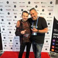 Info Produkte mit KI erstellen Henry Landmann mit Ralf Schmitz
